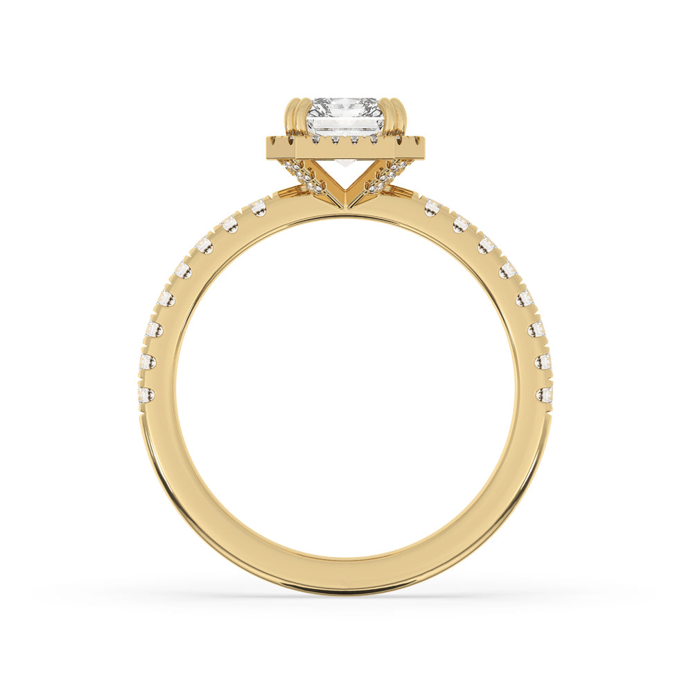 Radiant cut engagement ring showcasing a sparkling centre stone in a stunning and modern setting.
