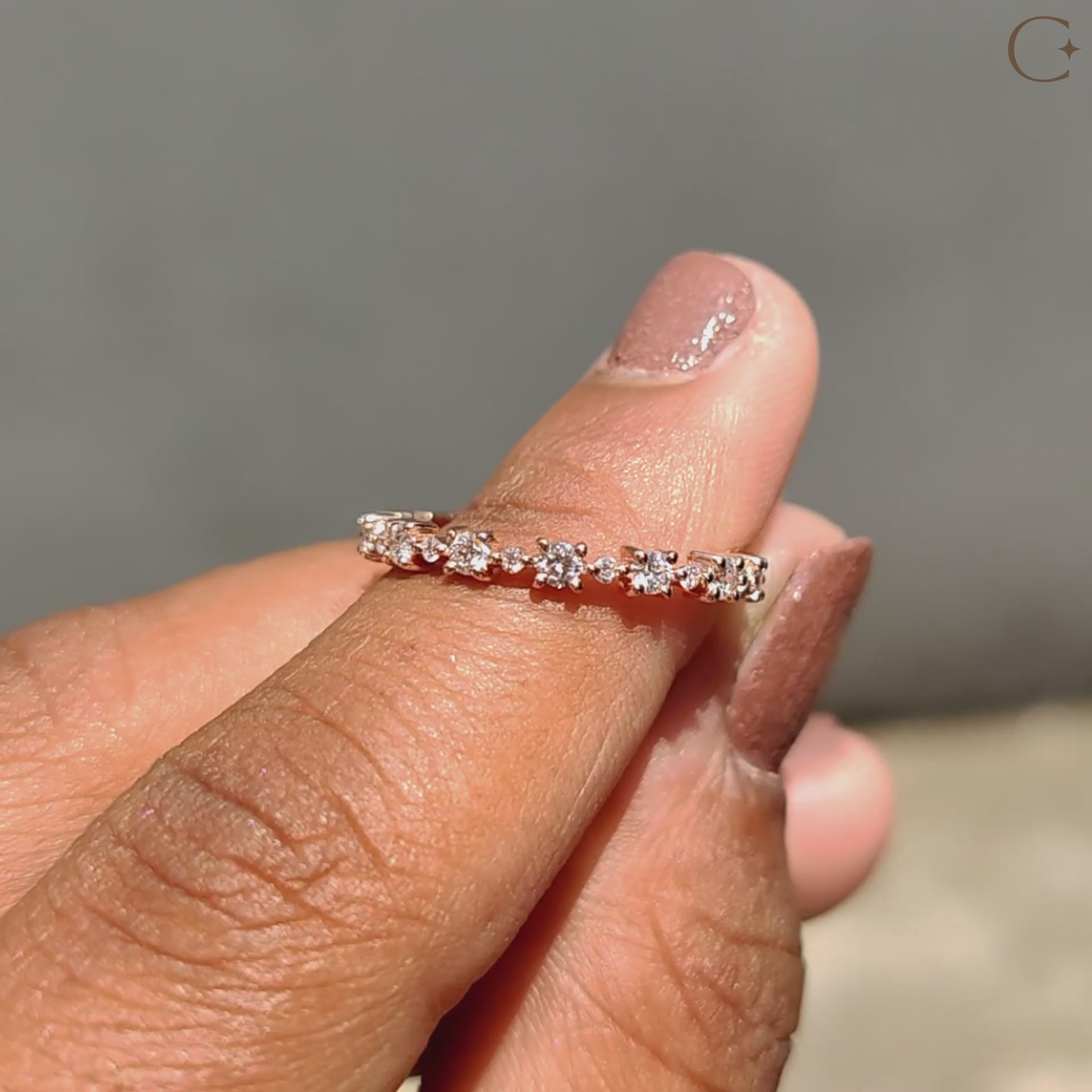 Round cut diamond band with a classic appeal, adding brilliance to your special moment.
